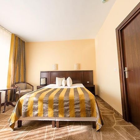 Hotel Parc Alba Iulia Eksteriør bilde