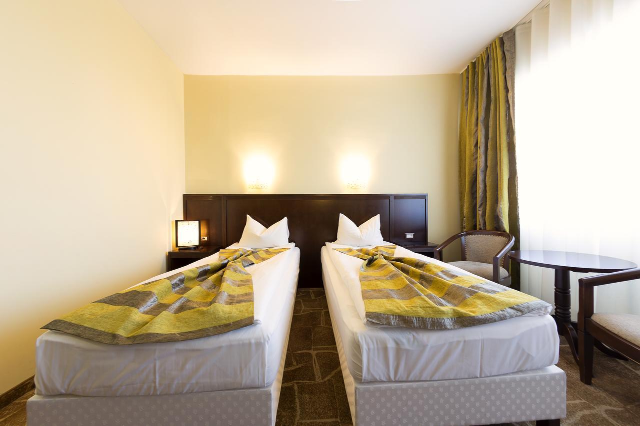 Hotel Parc Alba Iulia Eksteriør bilde
