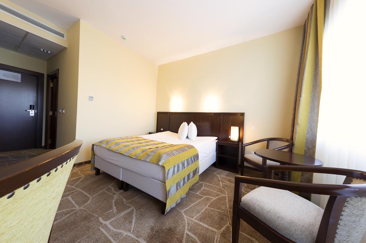 Hotel Parc Alba Iulia Eksteriør bilde