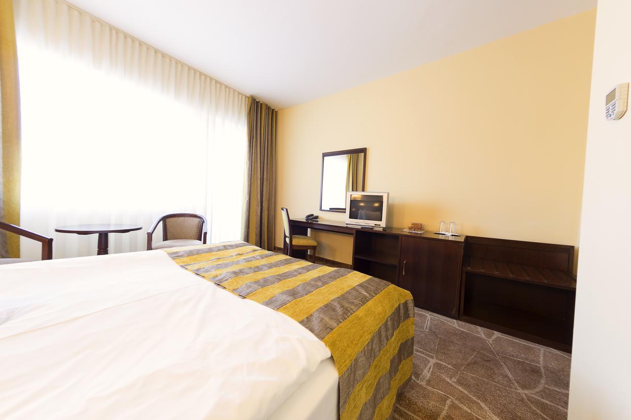 Hotel Parc Alba Iulia Eksteriør bilde